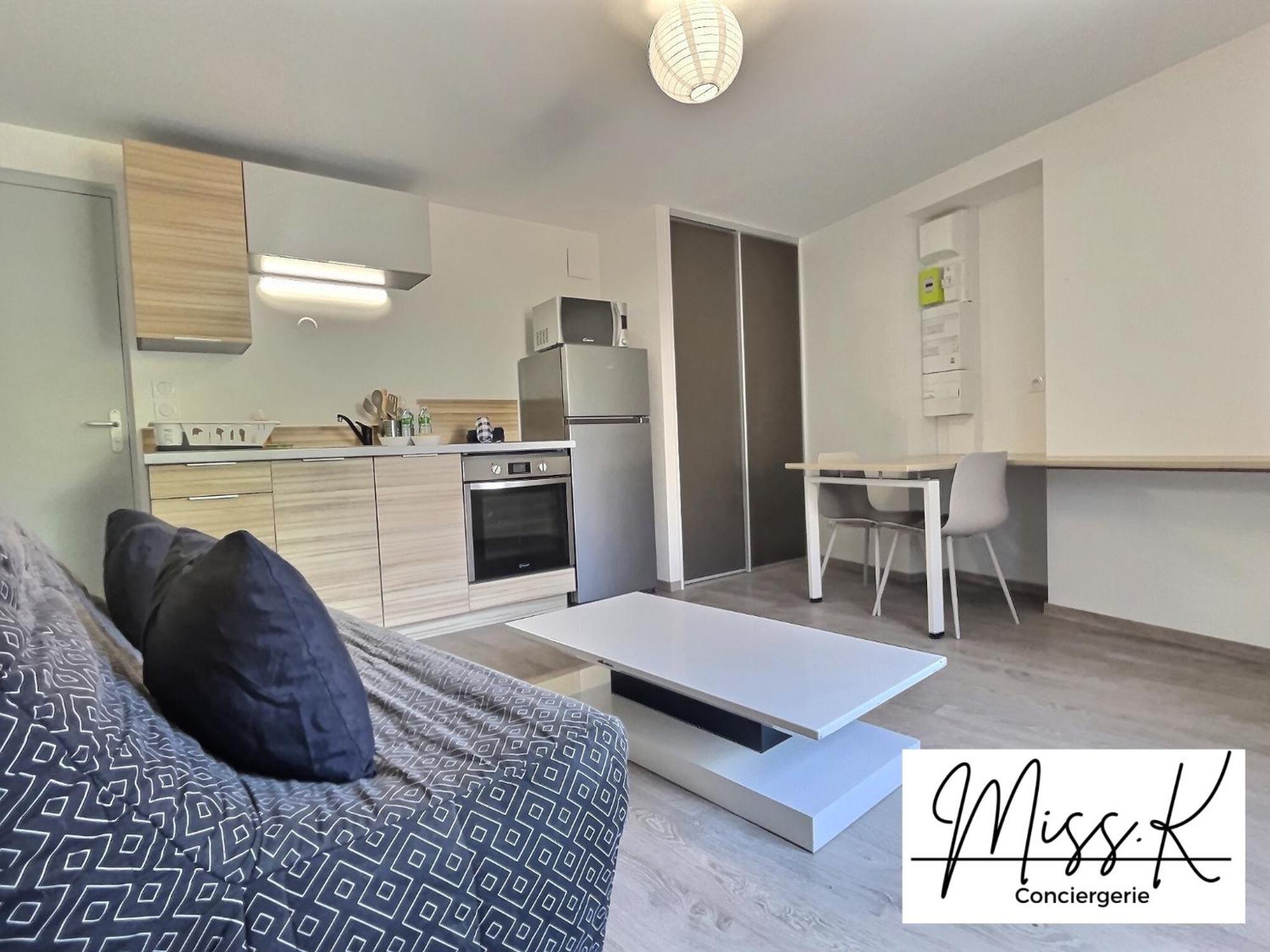 Apartamento "Secret Garden" De Miss.K Conciergerie Tournus Exterior foto